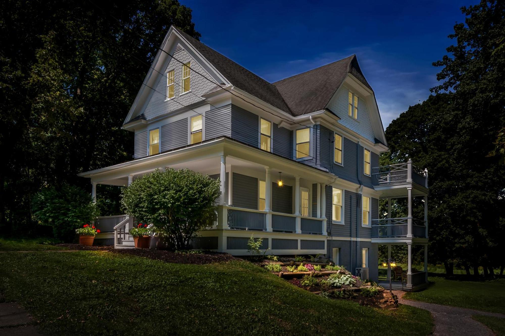 Benn Conger Inn Groton 外观 照片