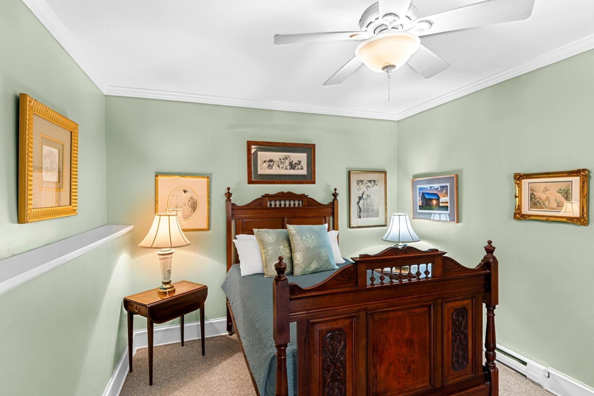 Benn Conger Inn Groton 外观 照片